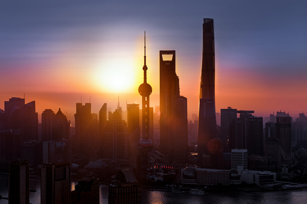 Shanghai sets GDP goal at over 5.5% at congress