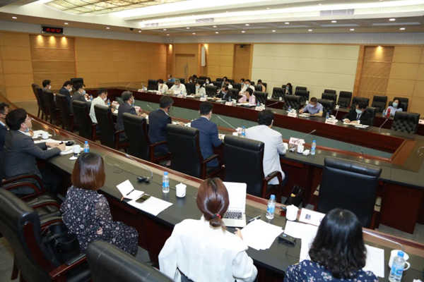 Shanghai holds roundtable for South Korean firms