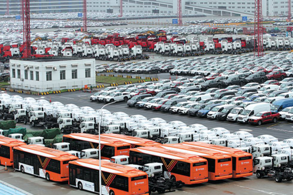 Shanghai's auto exports soar 194.4% in Q1