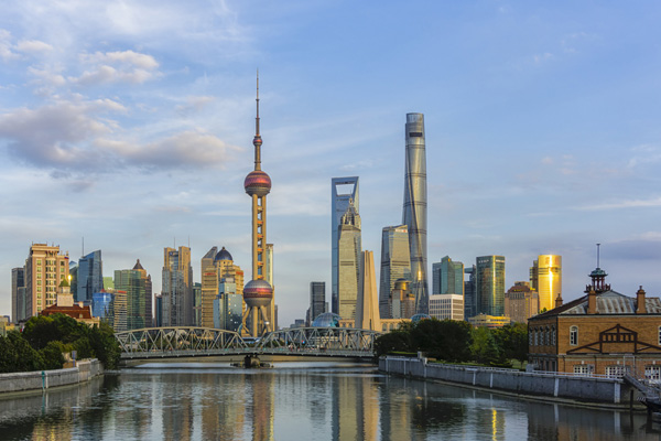 Shanghai open to global businesses