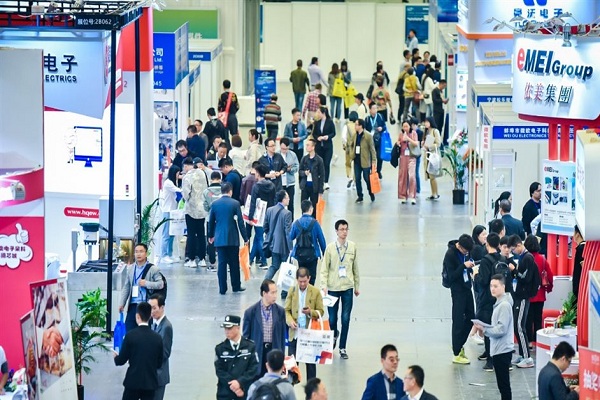 Shanghai holds 102nd China Electronics Fair
