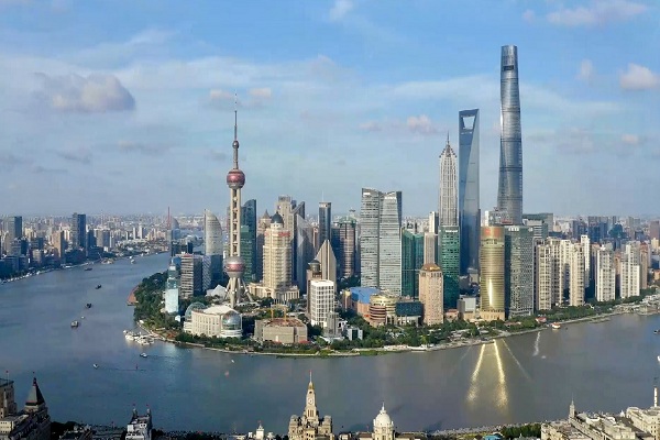 Step-by-step guide: Working in Shanghai