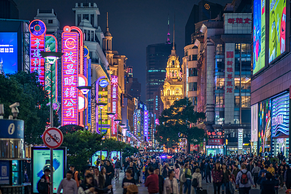 Shanghai advertising industry hits record highs in 2023